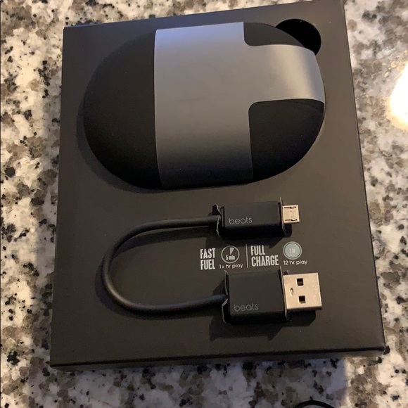 Power beats 3 - Picture 3 of 8